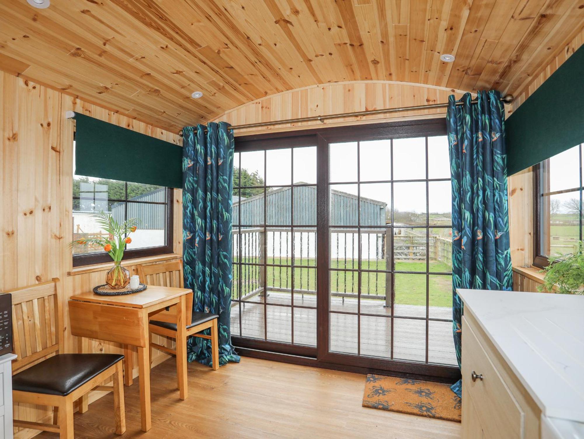 Tal Sarn Shepherd Hut Llanfairpwllgwyngyll Екстериор снимка