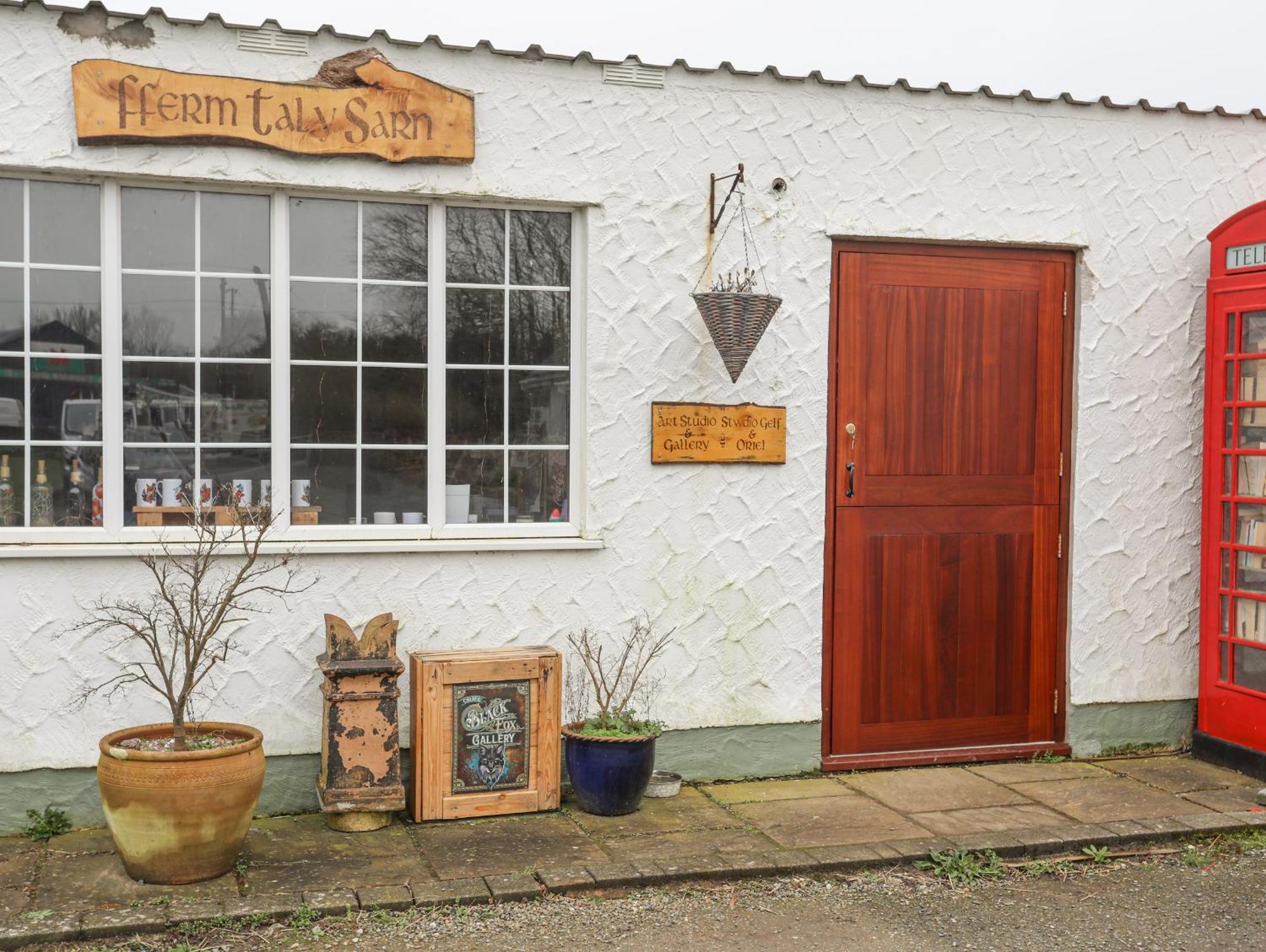 Tal Sarn Shepherd Hut Llanfairpwllgwyngyll Екстериор снимка